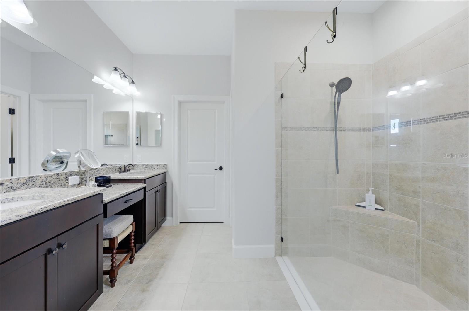 5214 Castello Ln Property Photo 24