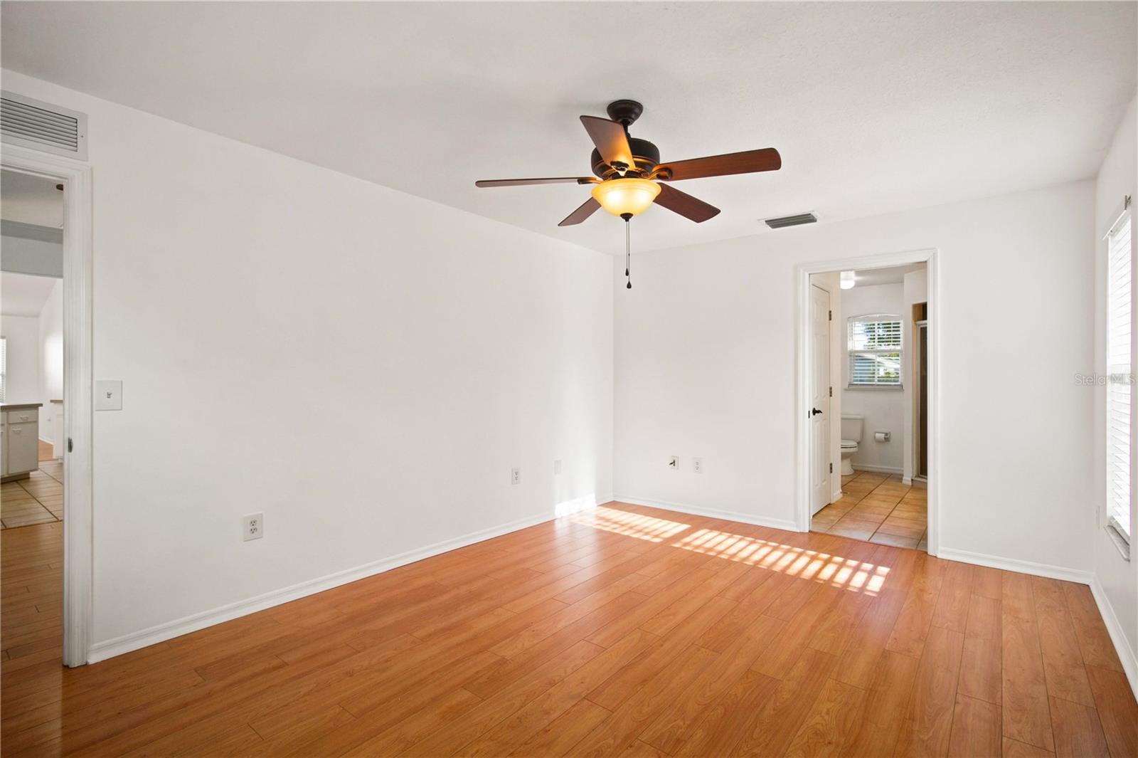 732 Plum Tree Ln Property Photo 29