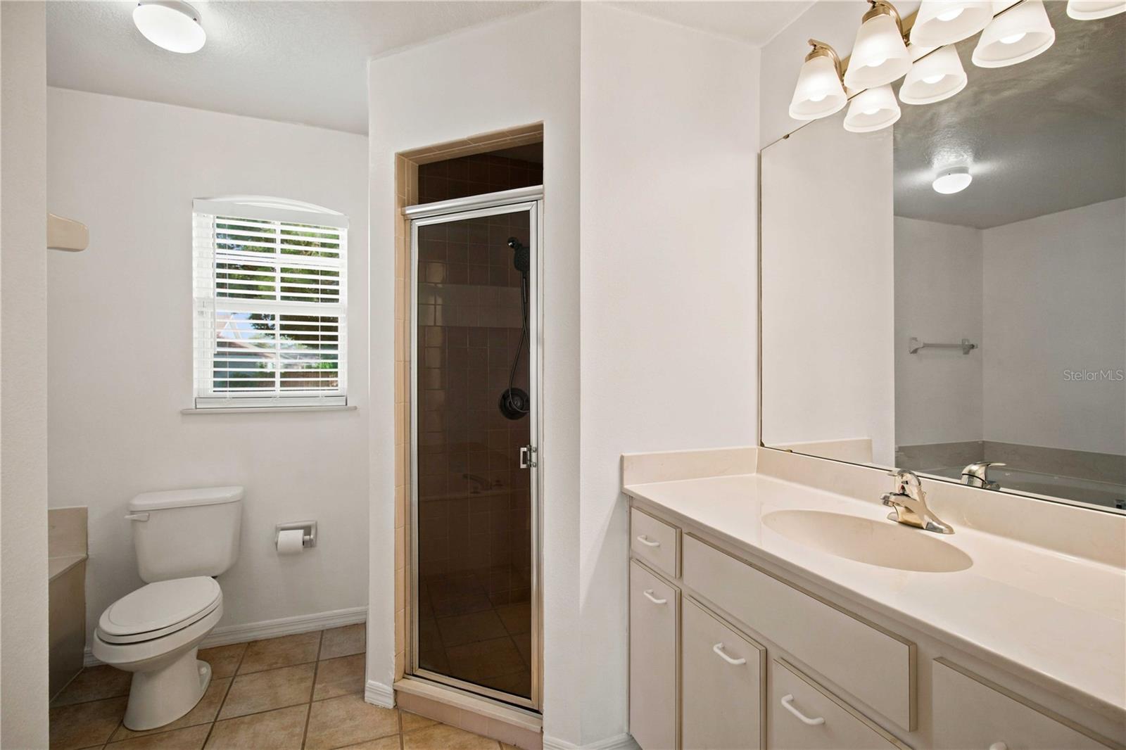 732 Plum Tree Ln Property Photo 32