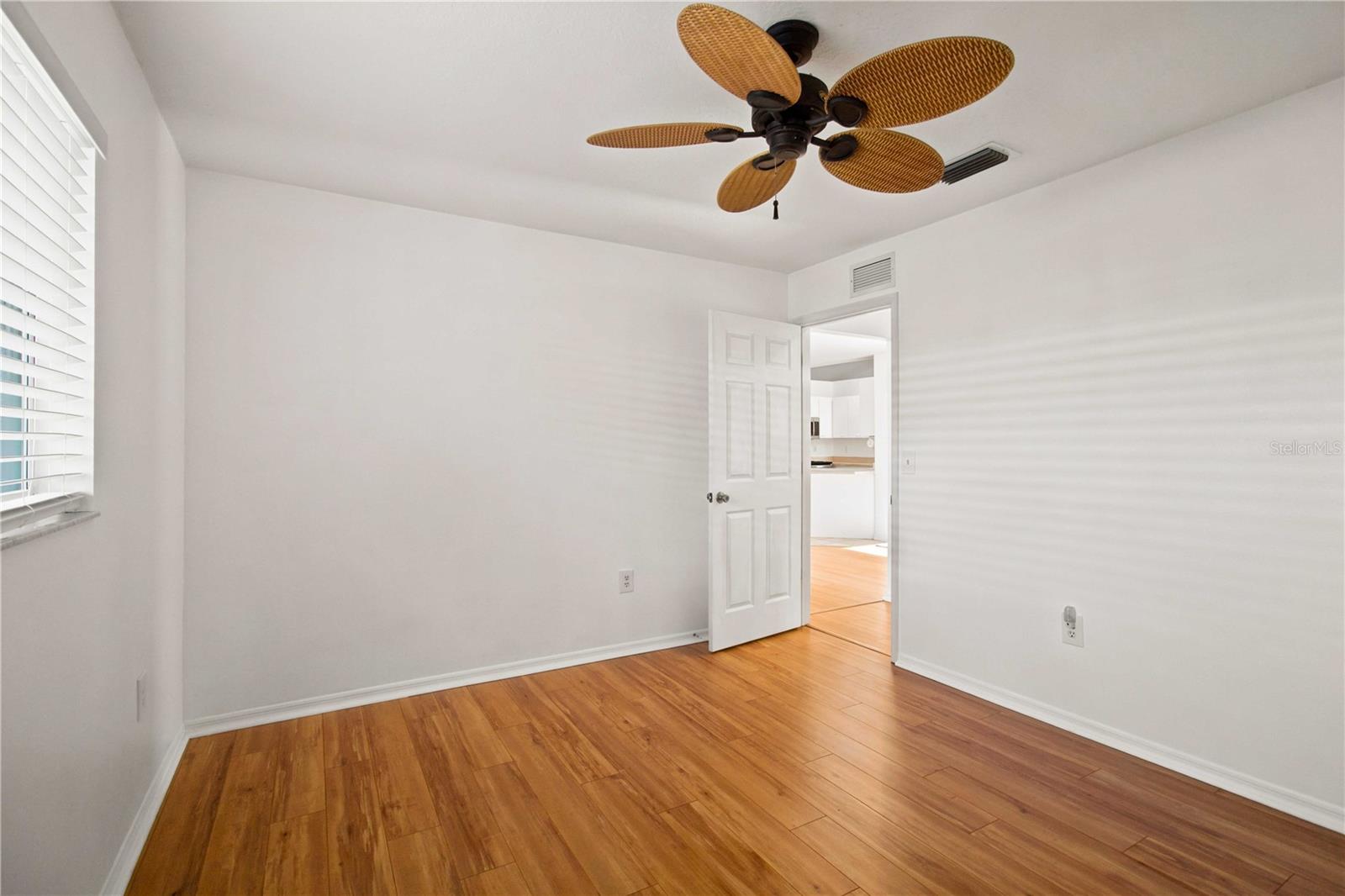 732 Plum Tree Ln Property Photo 37
