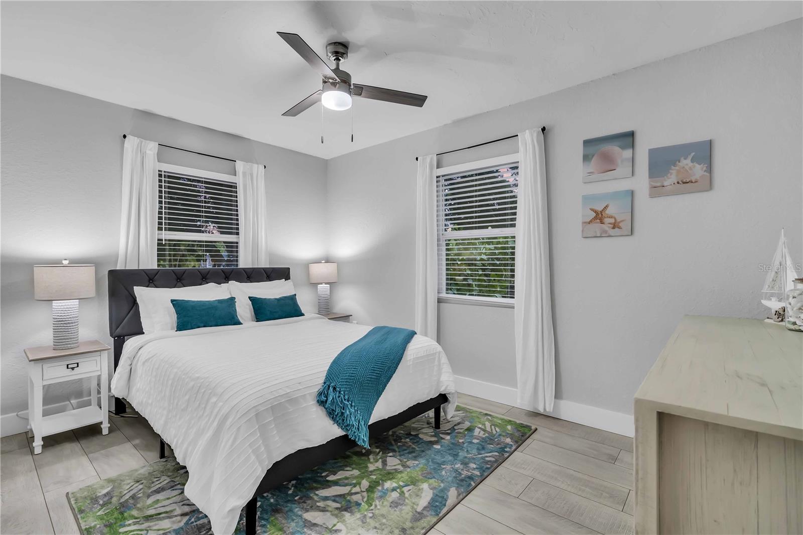 3231 New England St Property Photo 18
