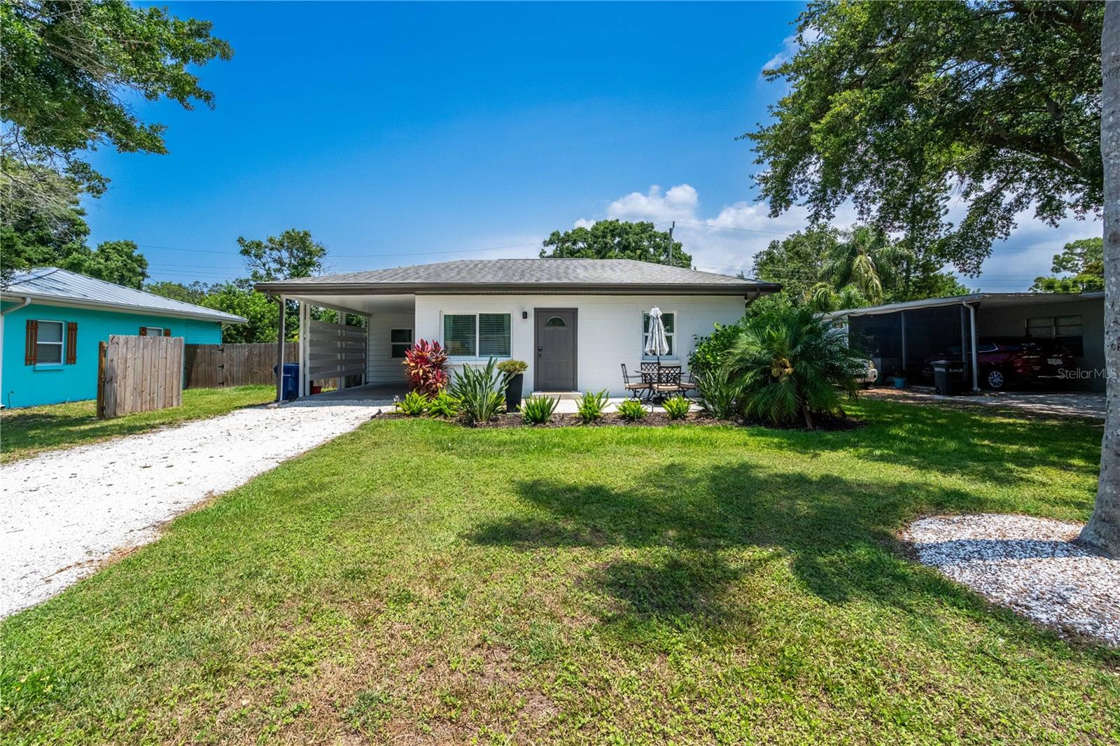 3231 New England St Property Photo 36