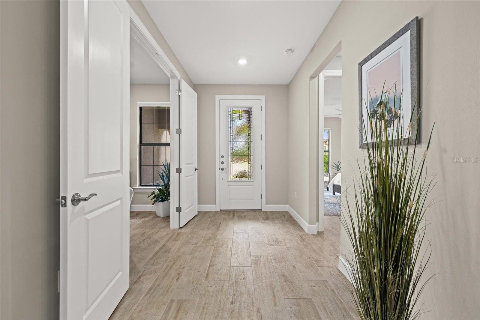 12446 Marsh Pointe Rd Property Photo 2