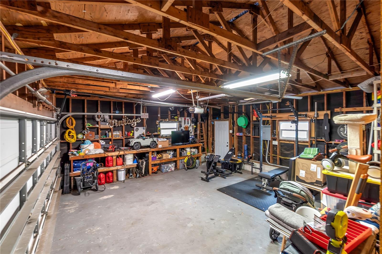 11304 Leprechaun Dr Property Photo 33