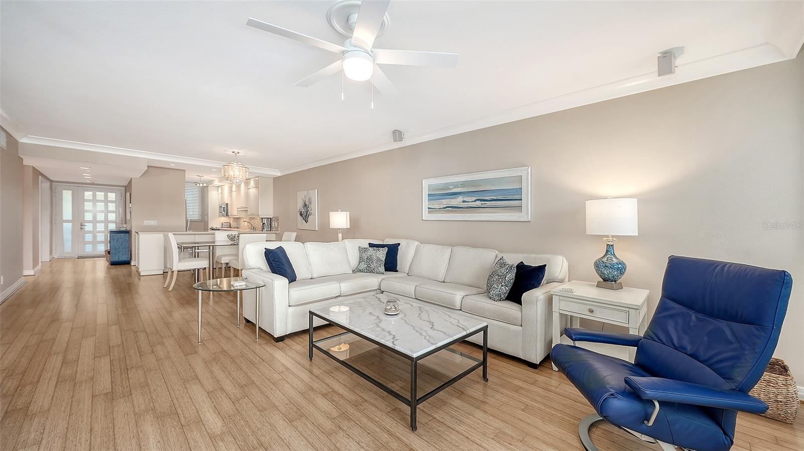 1075 Gulf Of Mexico Dr #303 Property Photo 11