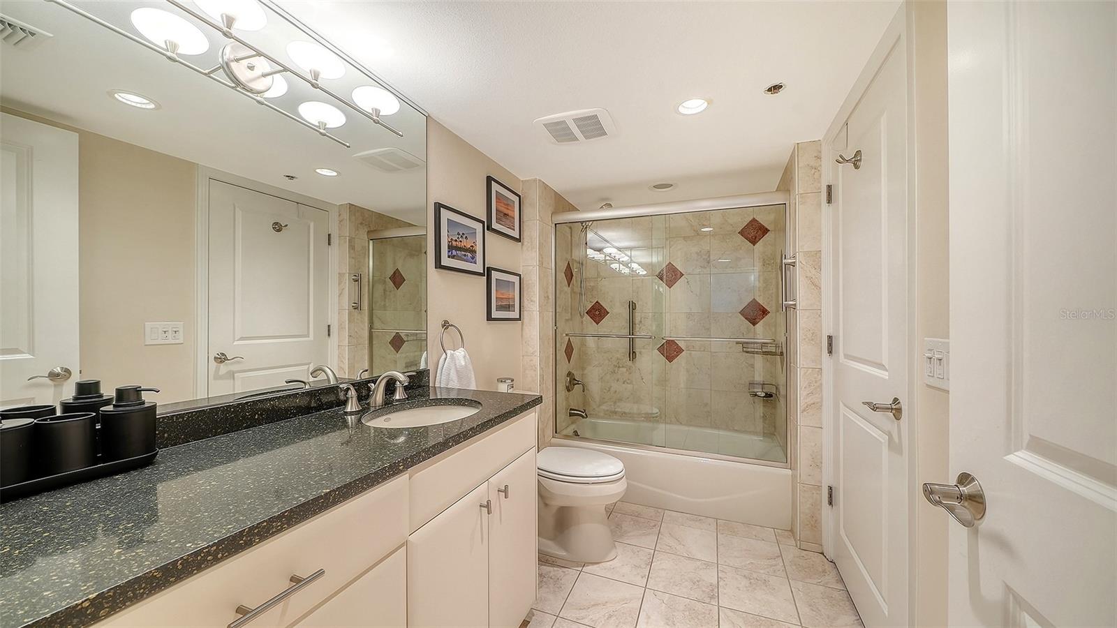 1075 Gulf Of Mexico Dr #303 Property Photo 28