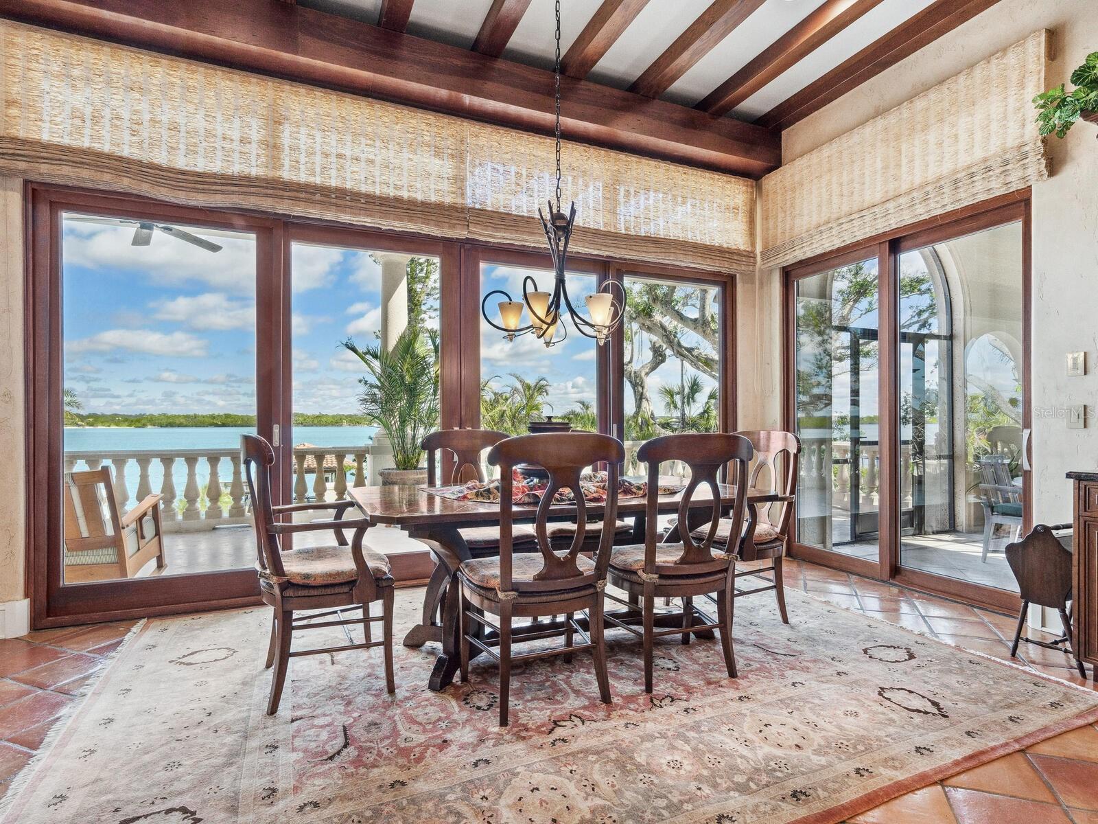 1216 N Casey Key Rd Property Photo 20