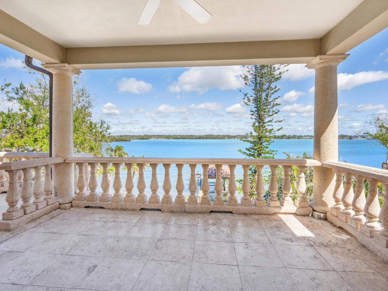 1216 N Casey Key Rd Property Photo 29