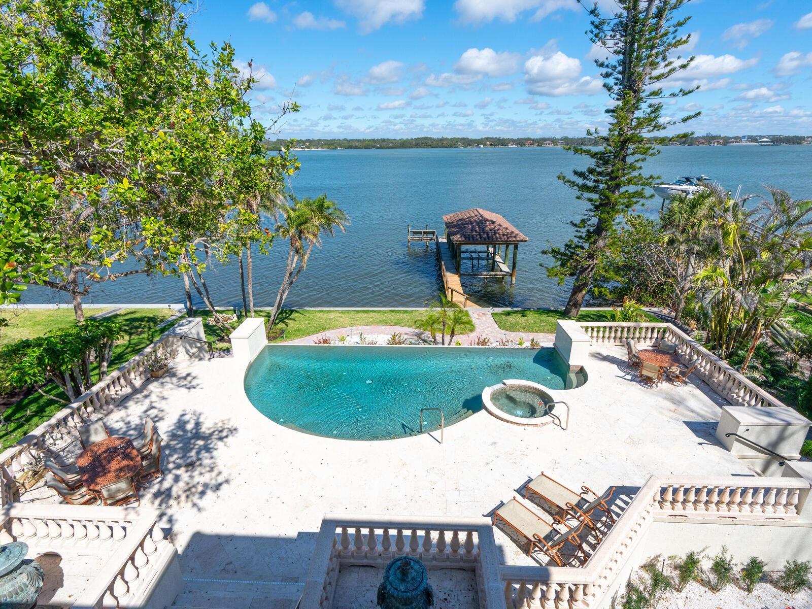 1216 N Casey Key Rd Property Photo 30