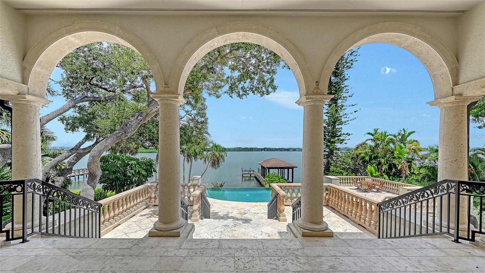 1216 N Casey Key Rd Property Photo 41