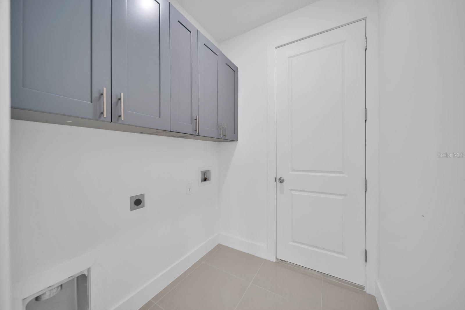 856 William Denver St Property Photo 22