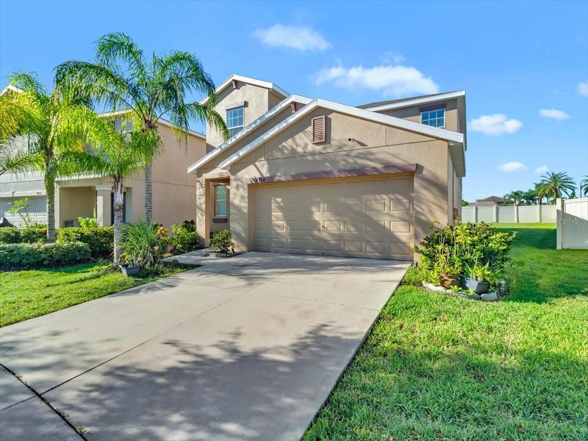 4924 Reflecting Pond Cir Property Photo 6
