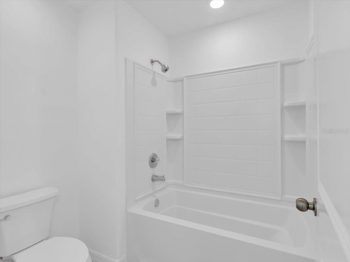 4924 Reflecting Pond Cir Property Photo 31