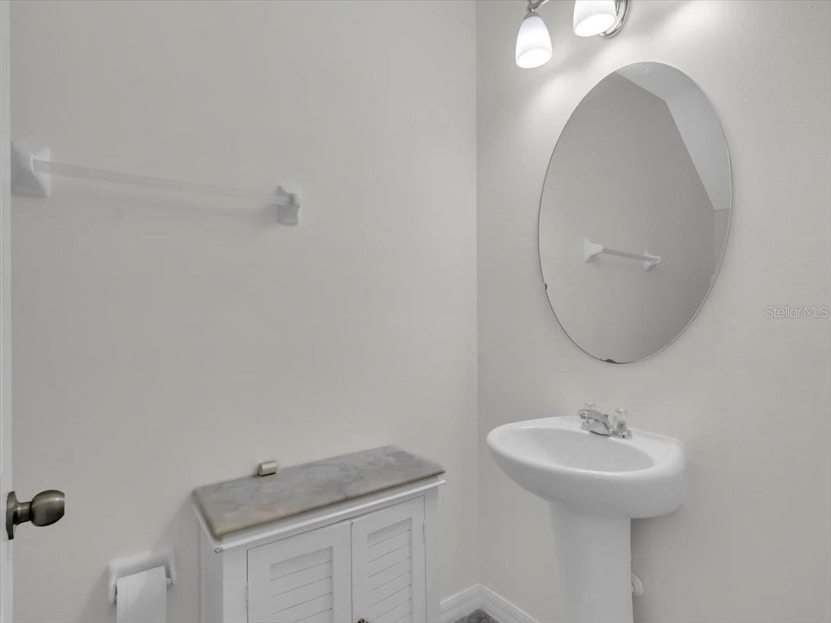 4924 Reflecting Pond Cir Property Photo 40