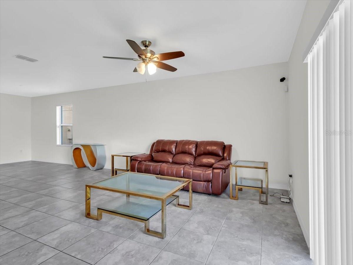 4924 Reflecting Pond Cir Property Photo 41