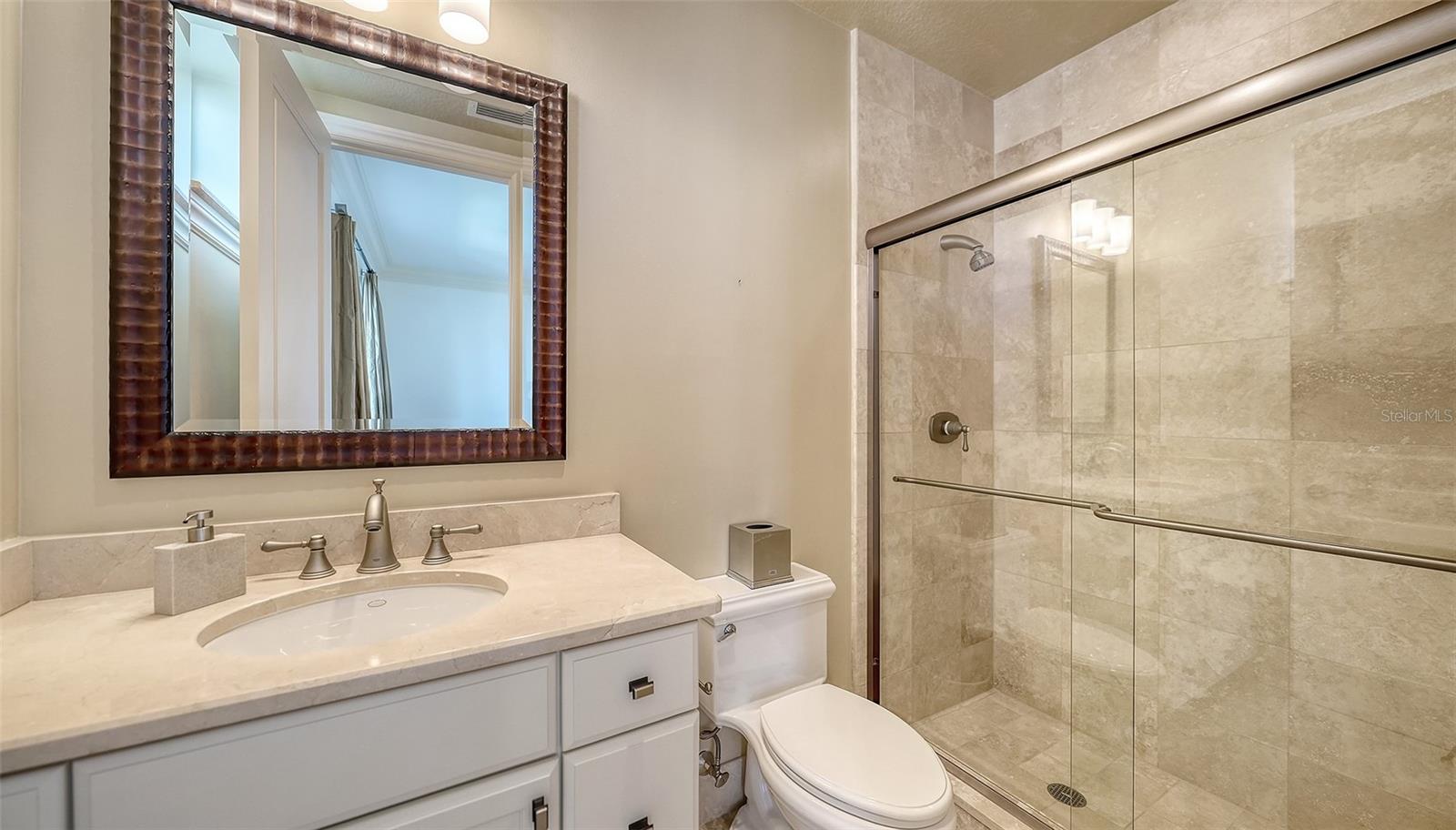 464 Golden Gate Pt #702 Property Photo 35
