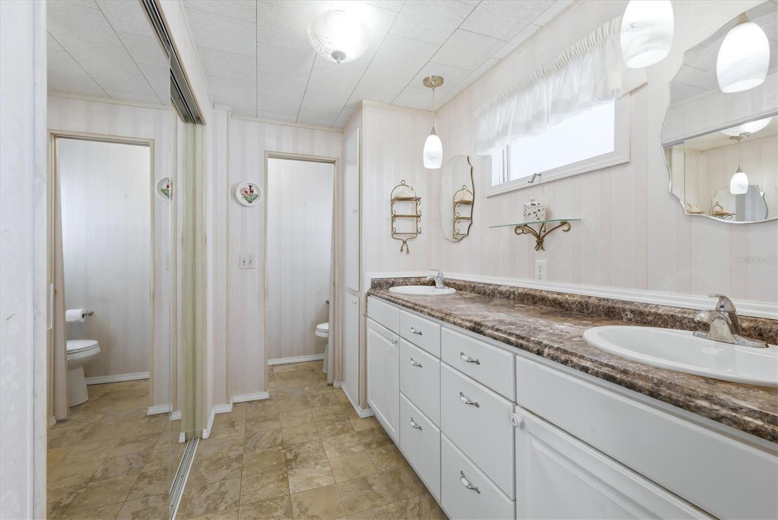 1407 41st Ave E Property Photo 15