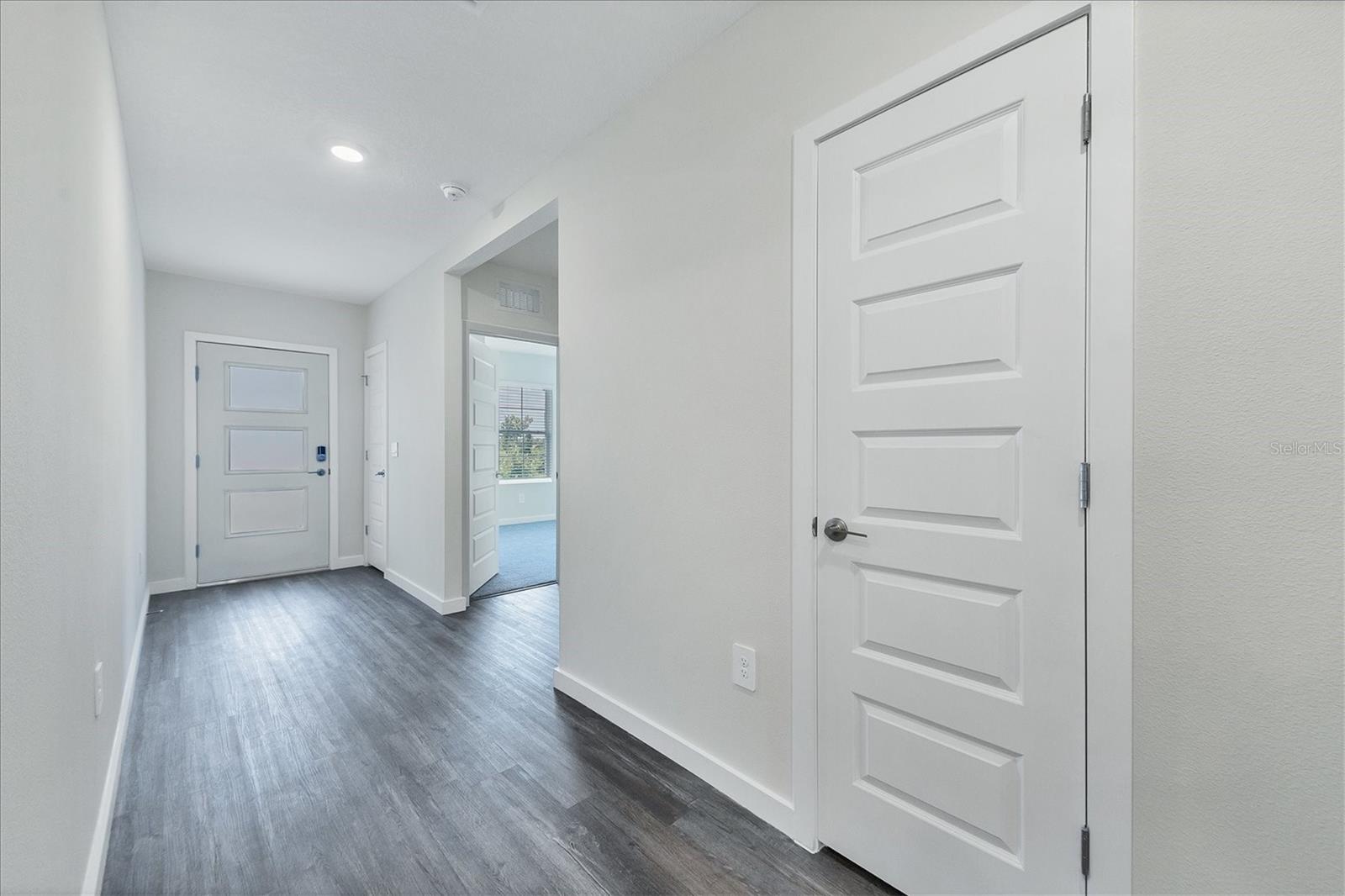 17218 Barnwood Pl Property Photo 2