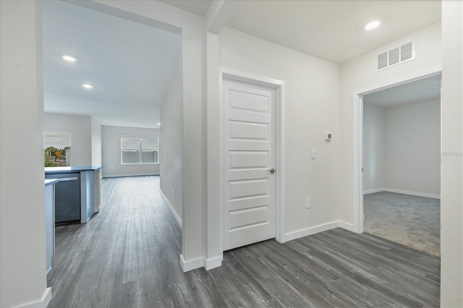 17218 Barnwood Pl Property Photo 5
