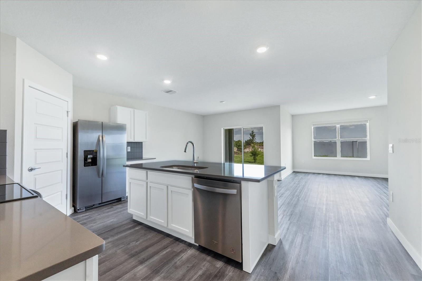 17218 Barnwood Pl Property Photo 6