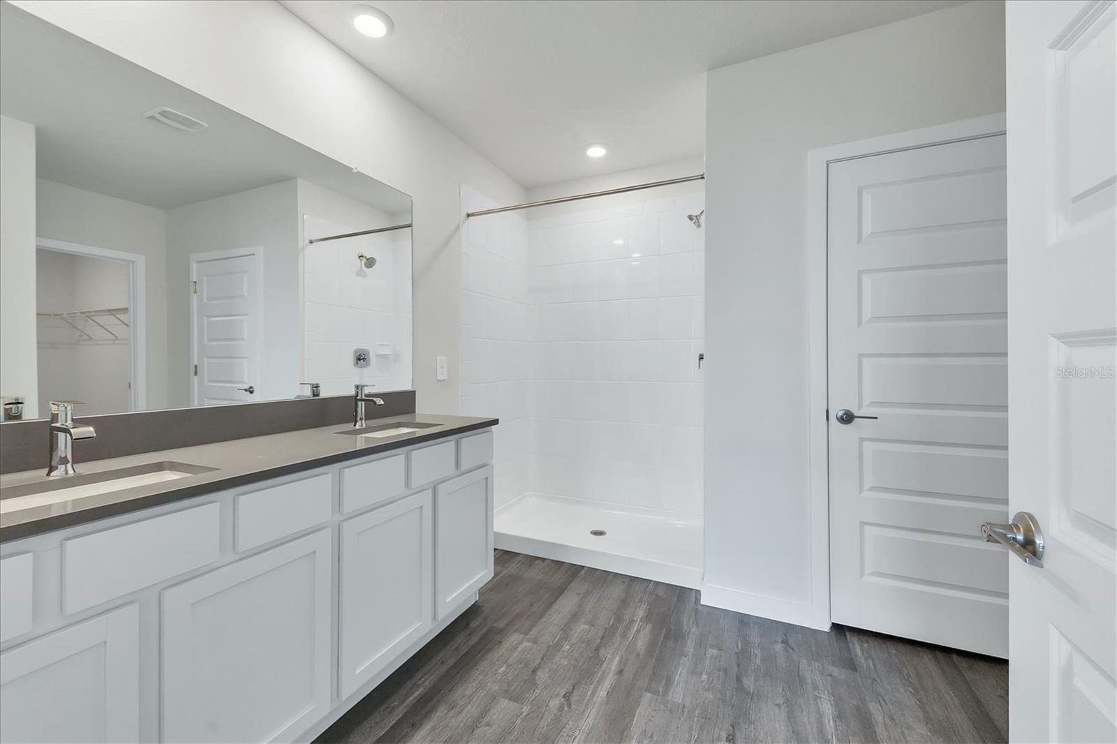 17218 Barnwood Pl Property Photo 19