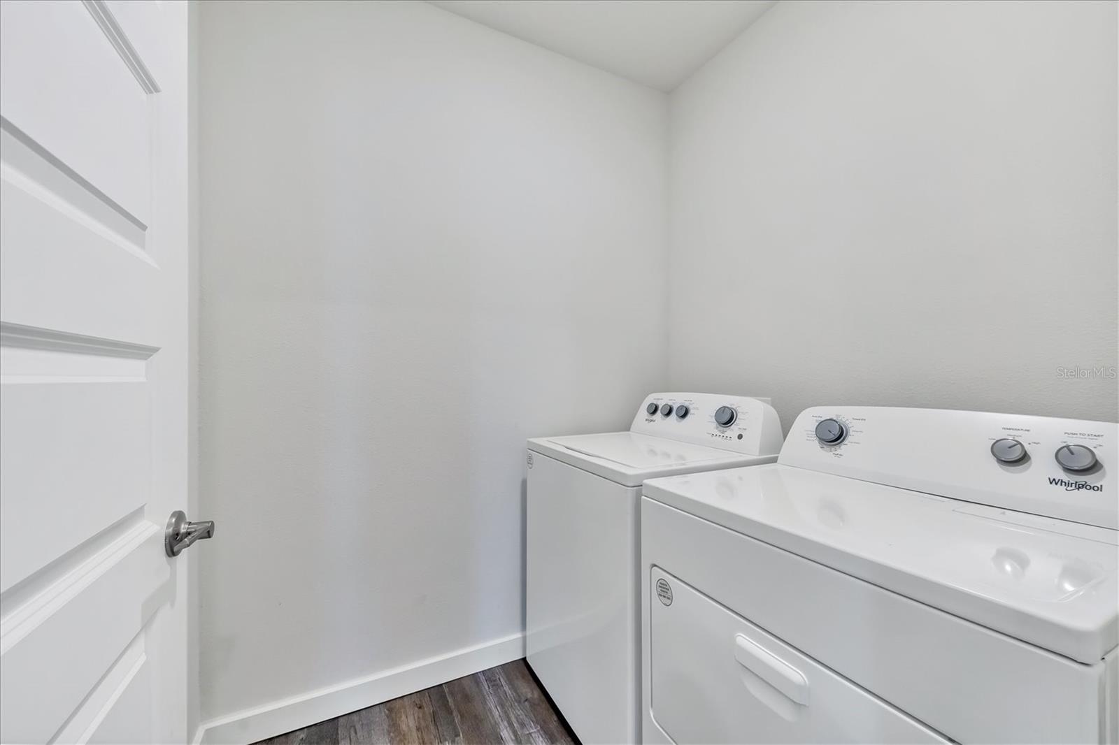 17218 Barnwood Pl Property Photo 23