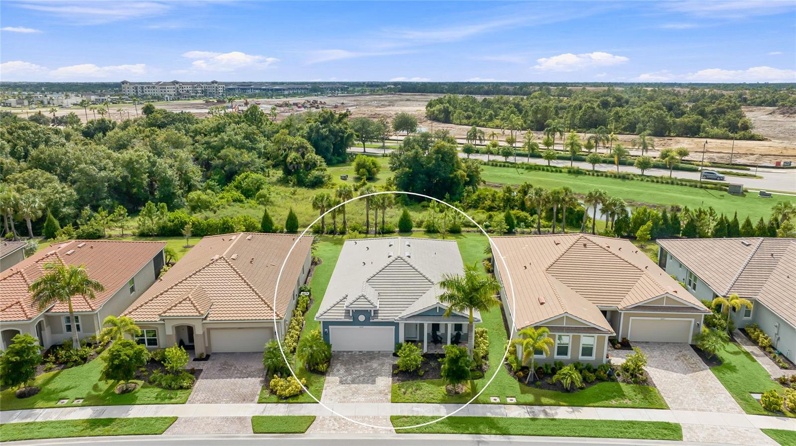 20285 Symphony Pl Property Photo 1