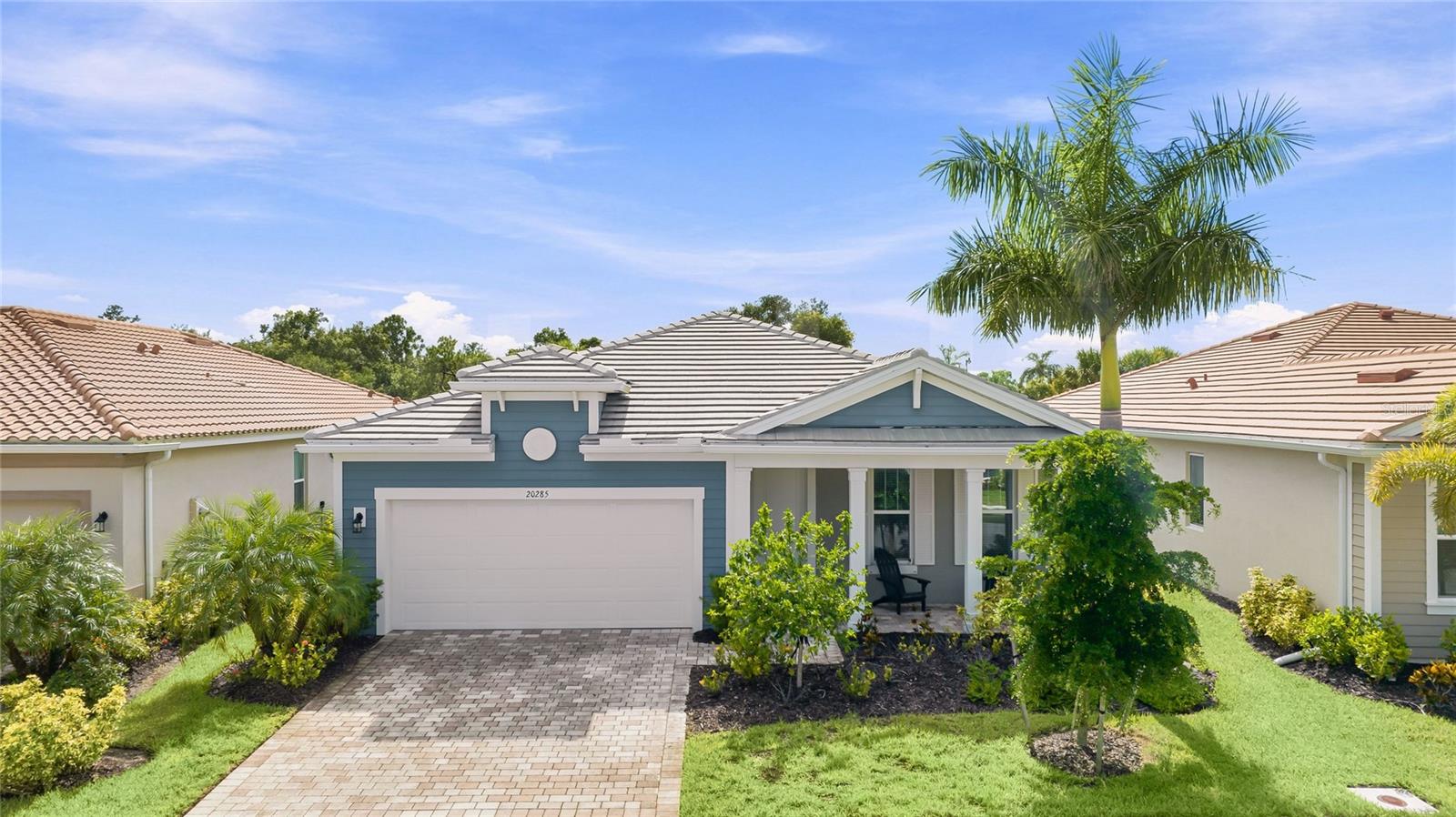 20285 Symphony Pl Property Photo 2