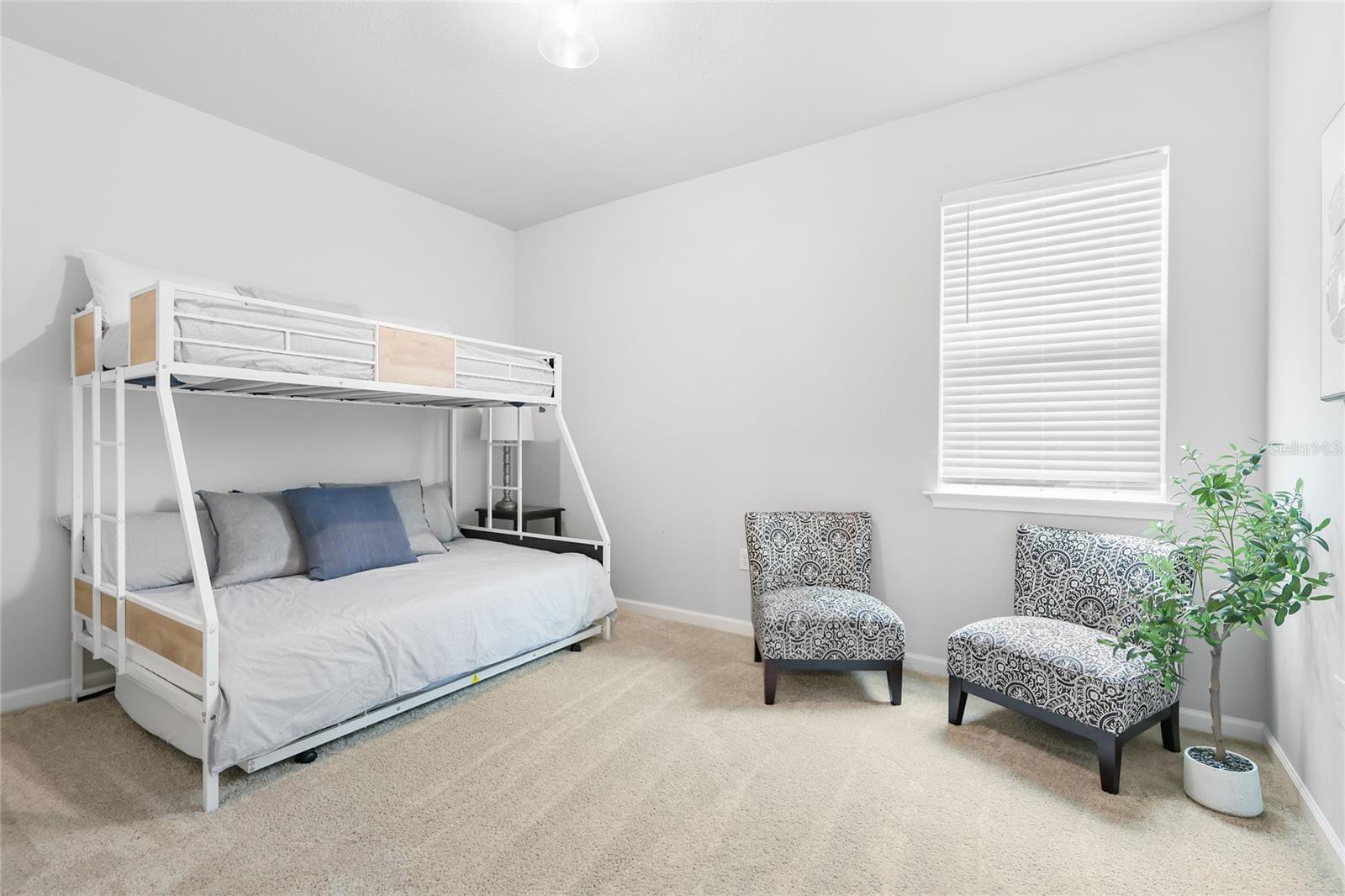 20285 Symphony Pl Property Photo 22