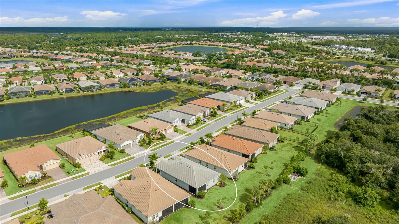 20285 Symphony Pl Property Photo 28