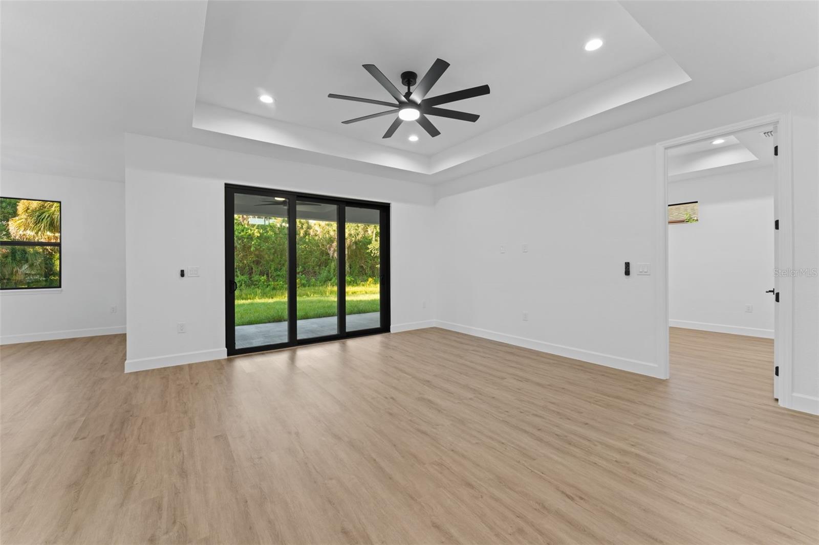 3271 Zoratoa Ave Property Photo 5