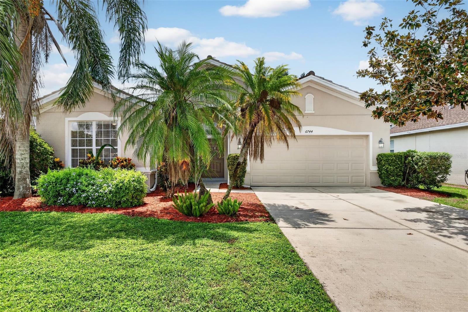 6744 45th Ter E Property Photo 2