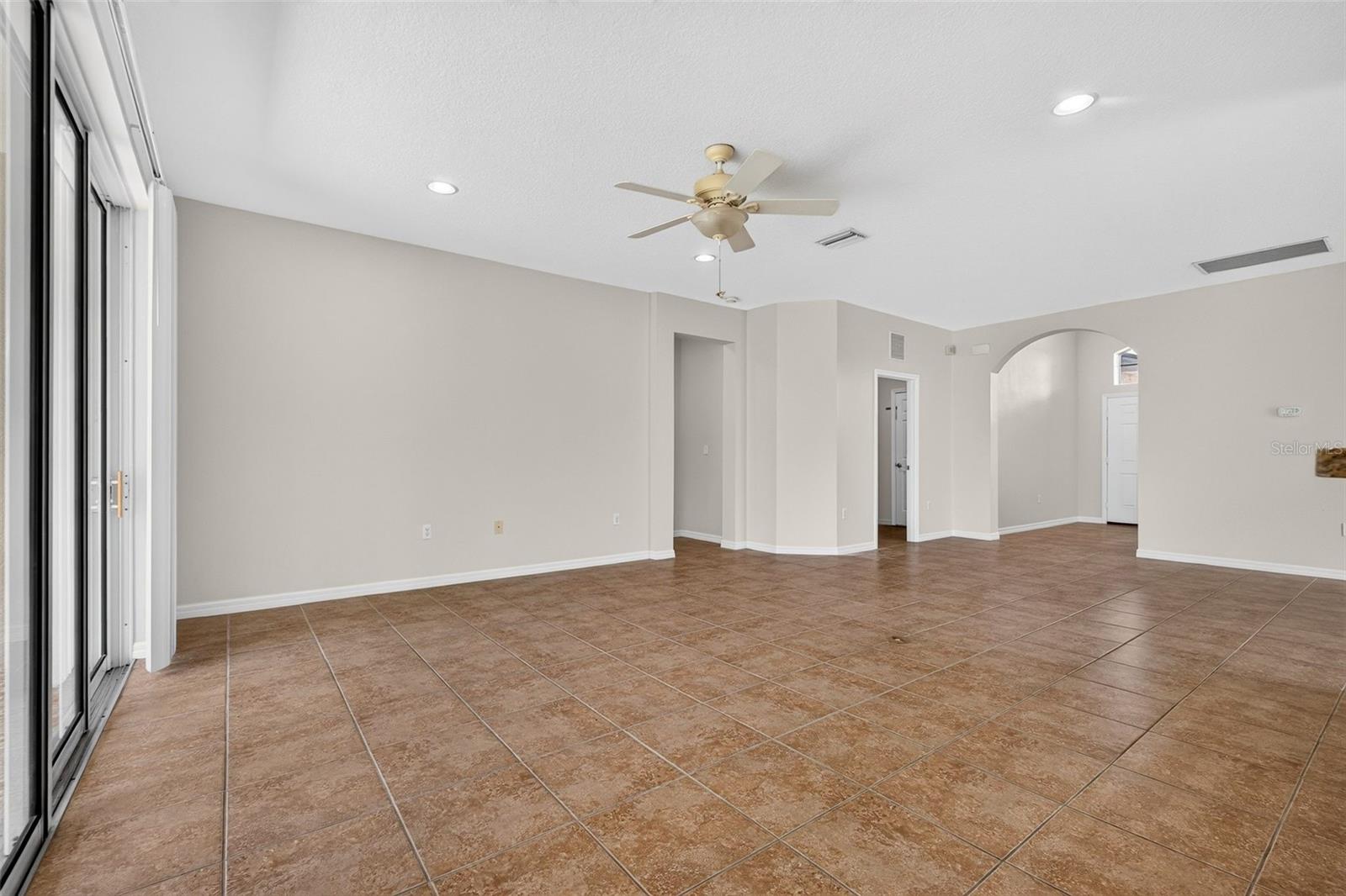 6744 45th Ter E Property Photo 24