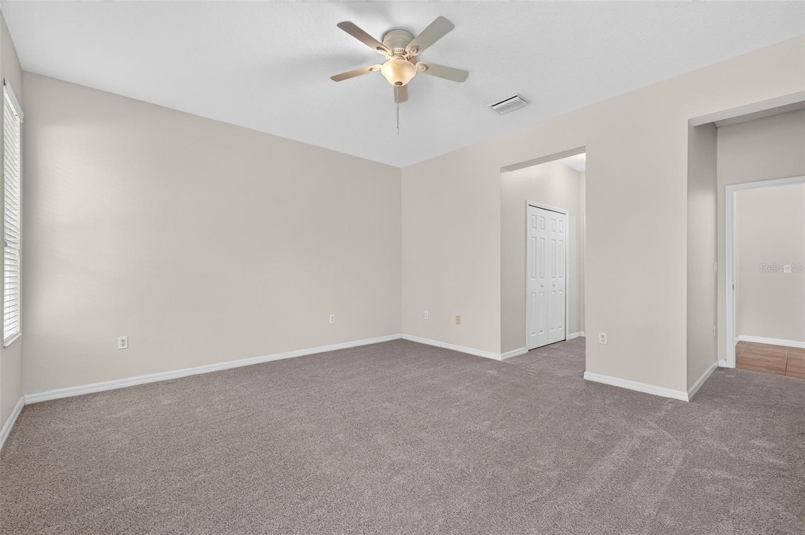 6744 45th Ter E Property Photo 36