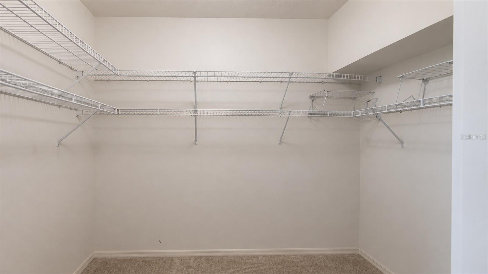 5429 Stoneybrook Ln #102 Property Photo 22