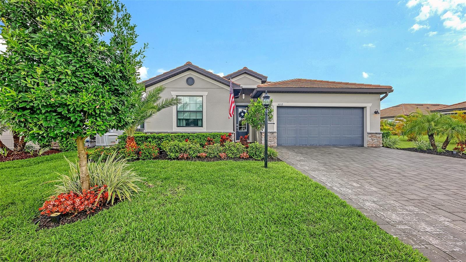 5212 Marina Basin Ct Property Photo 3