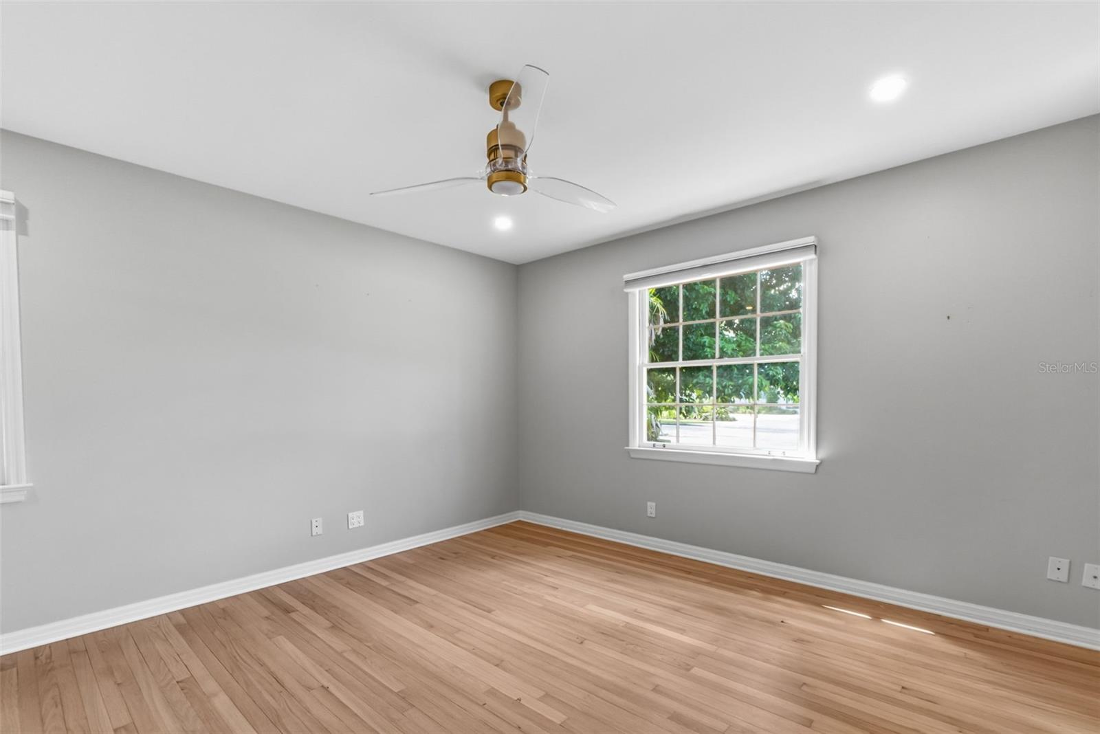 1585 South Dr Property Photo 27