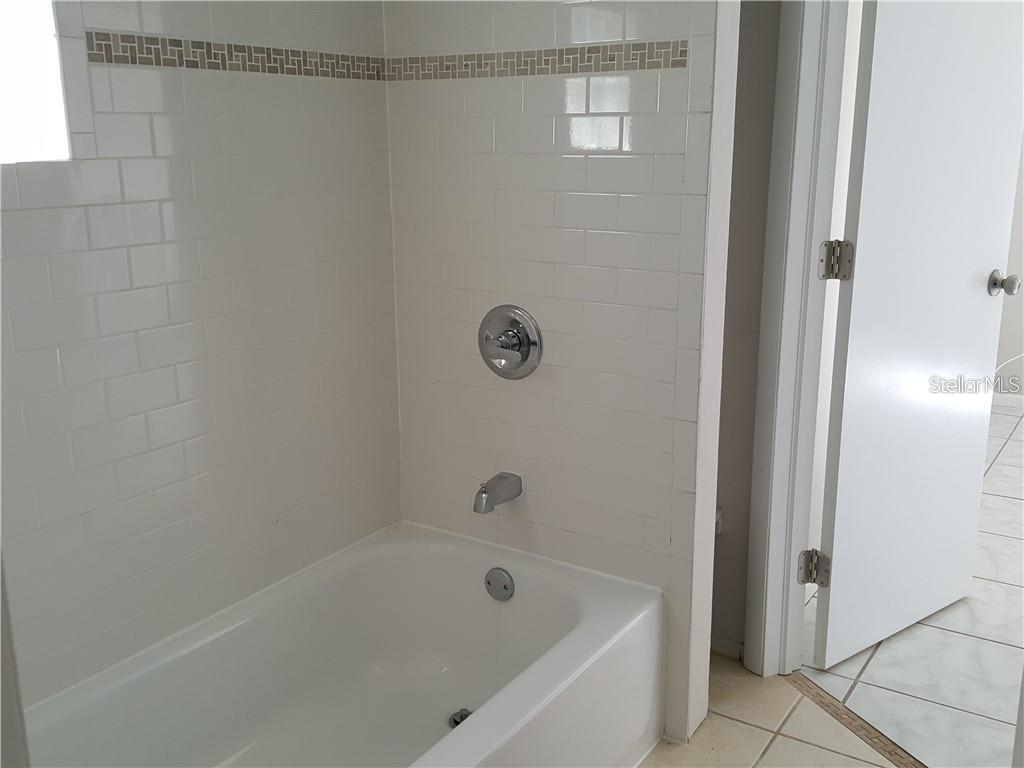 262 Manor Rd Property Photo 9