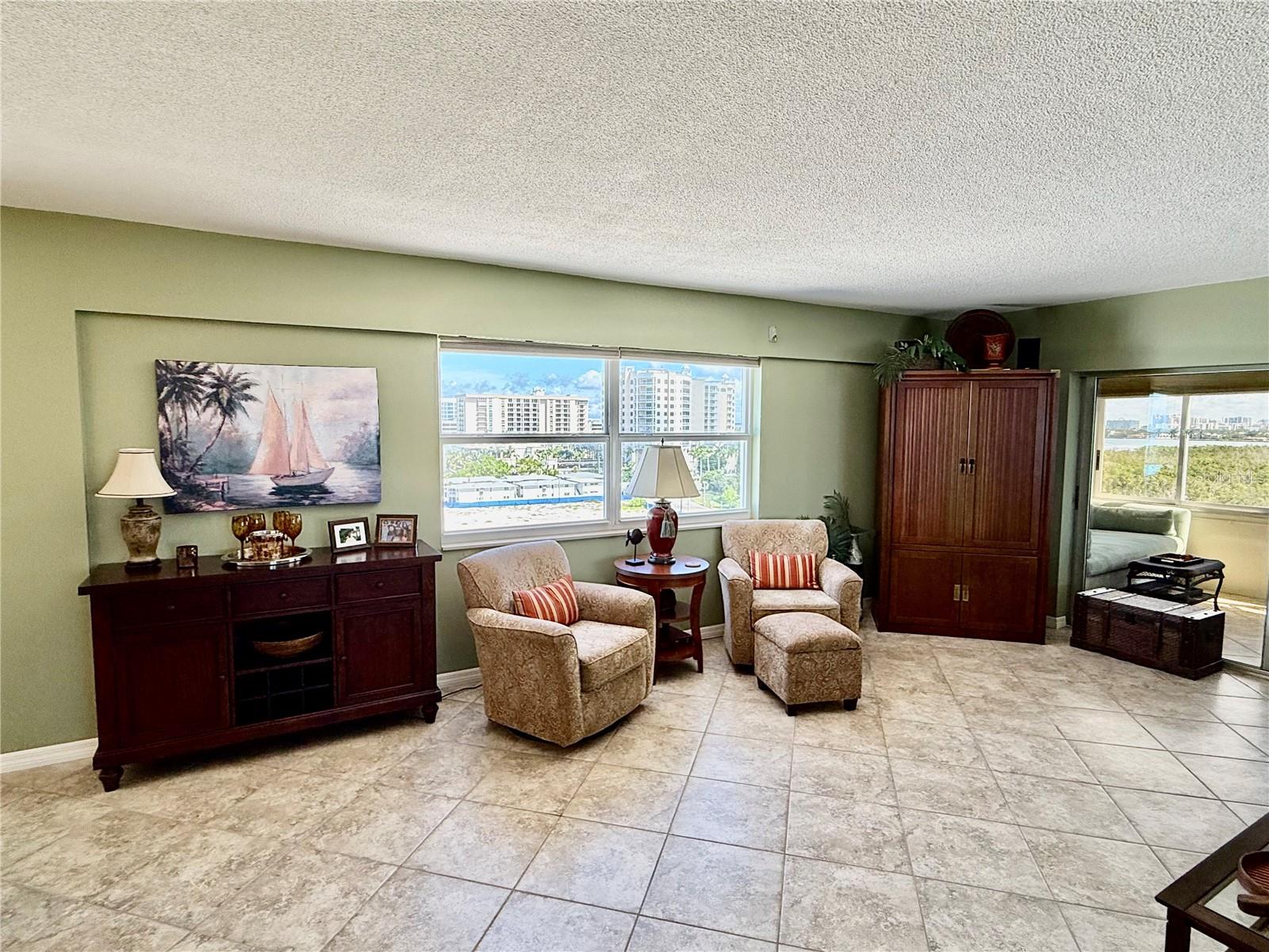 1700 Benjamin Franklin Dr #9e Property Photo 13