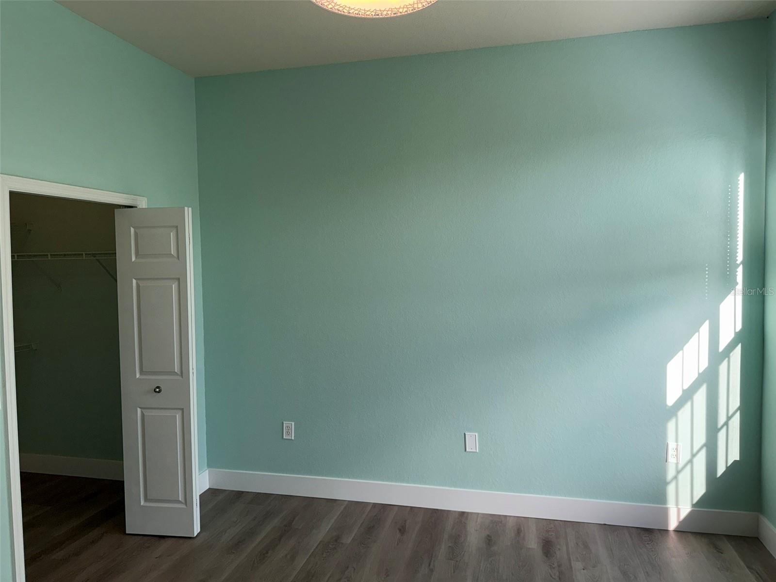 5152 Northridge Rd #302 Property Photo 24