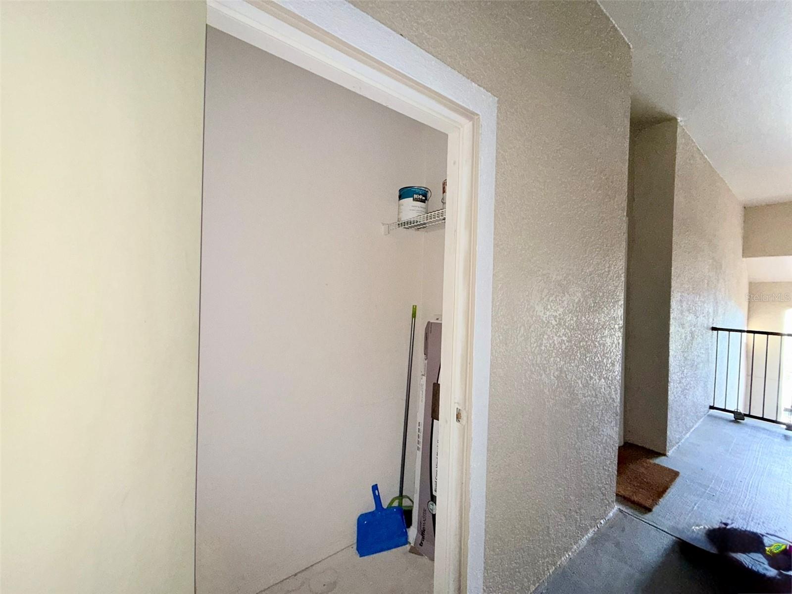 5152 Northridge Rd #302 Property Photo 27