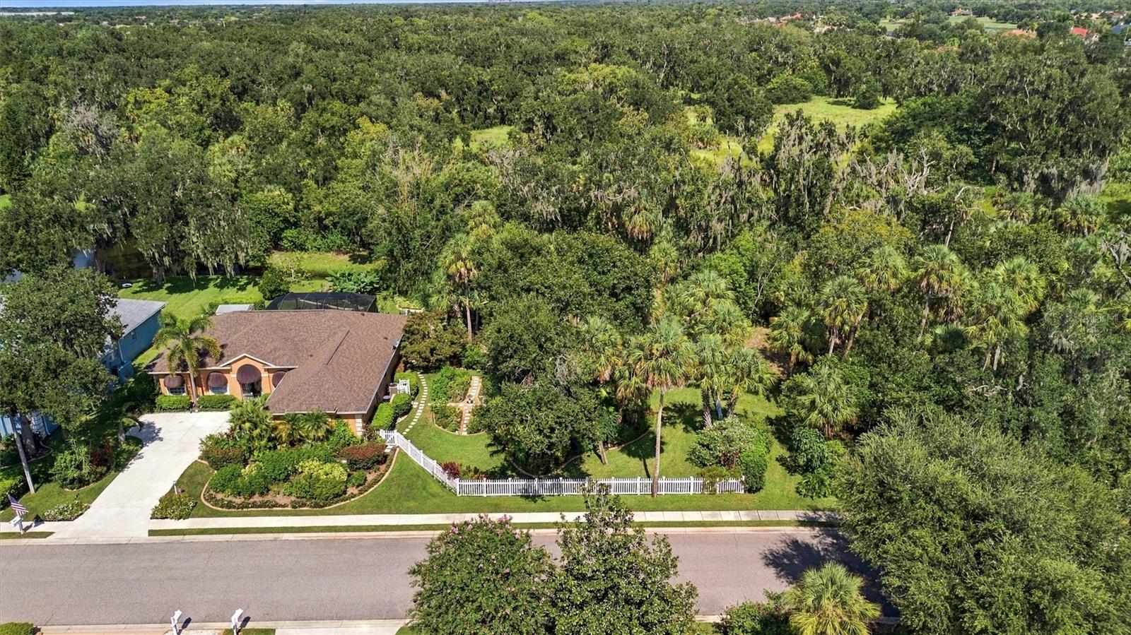 3310 River Woods Dr Property Photo 5