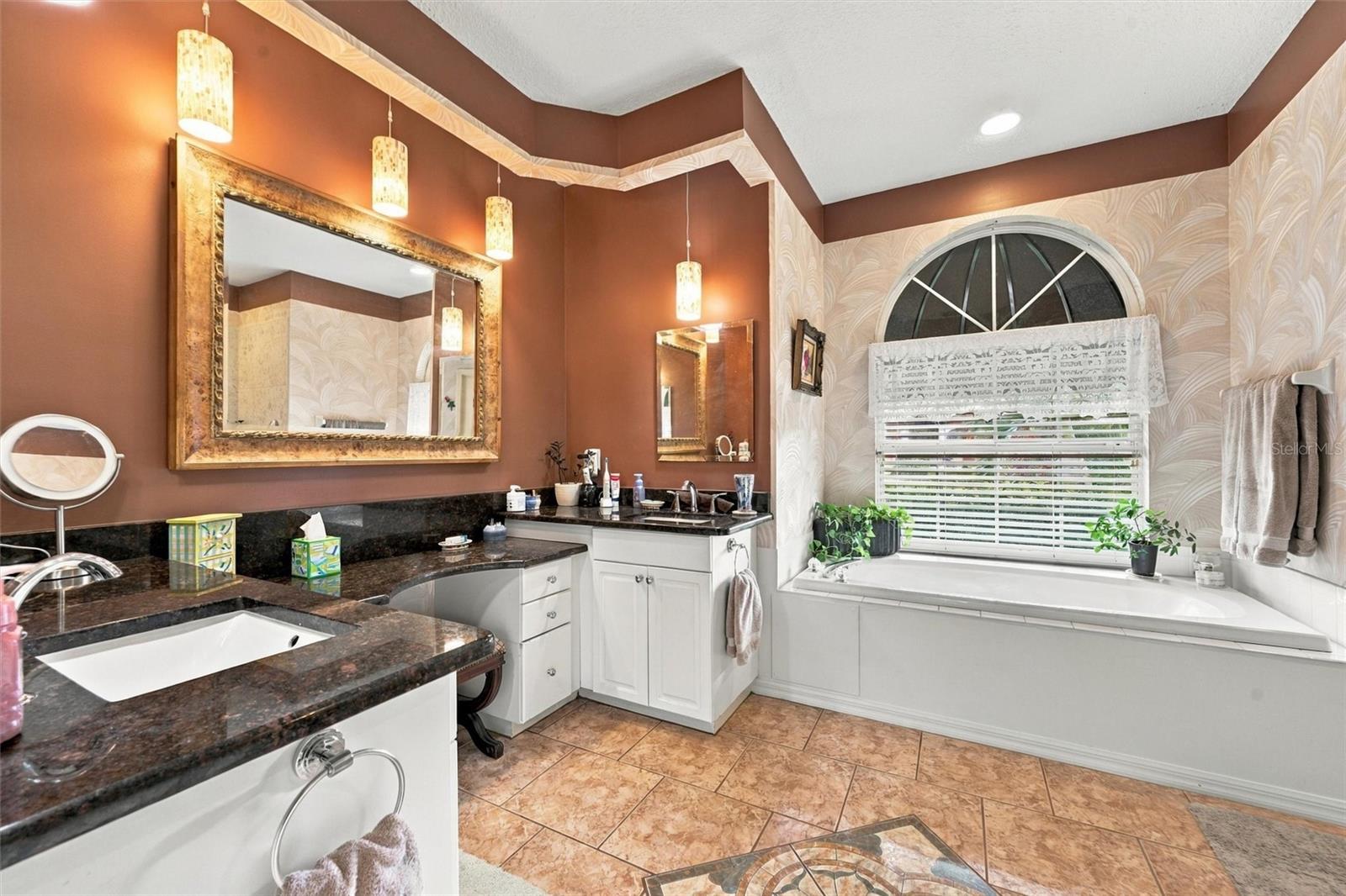 3310 River Woods Dr Property Photo 35
