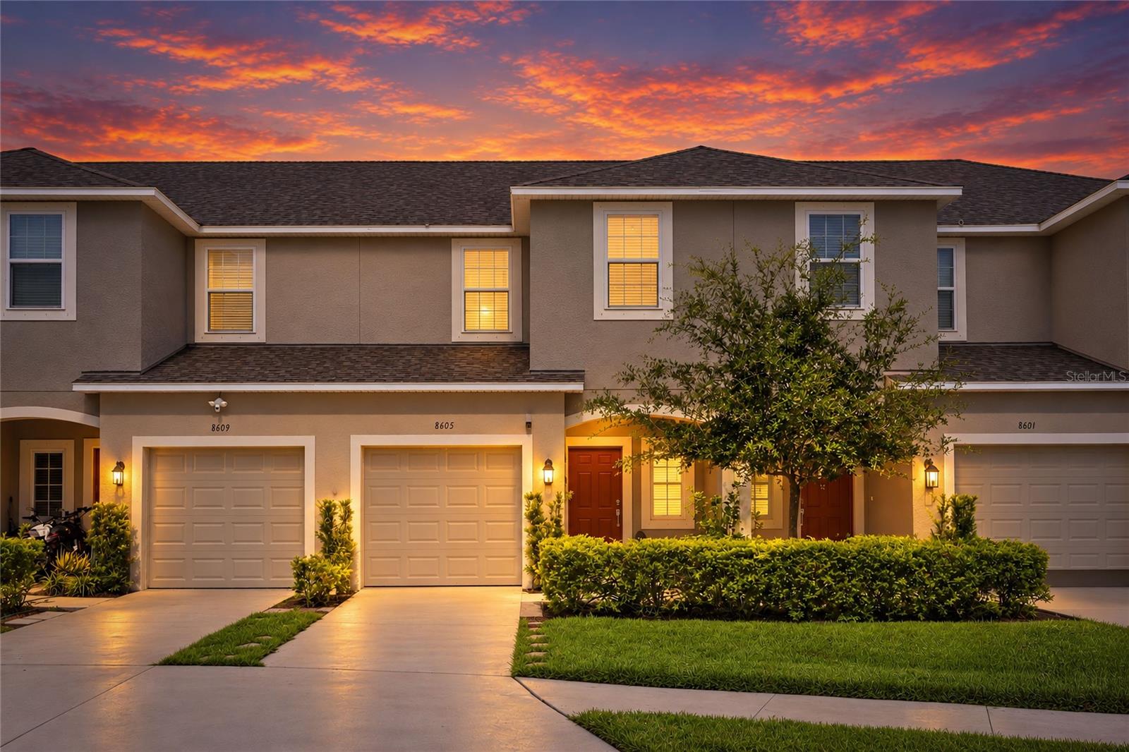 8605 LUNAR SKYE ST Property Photo 1