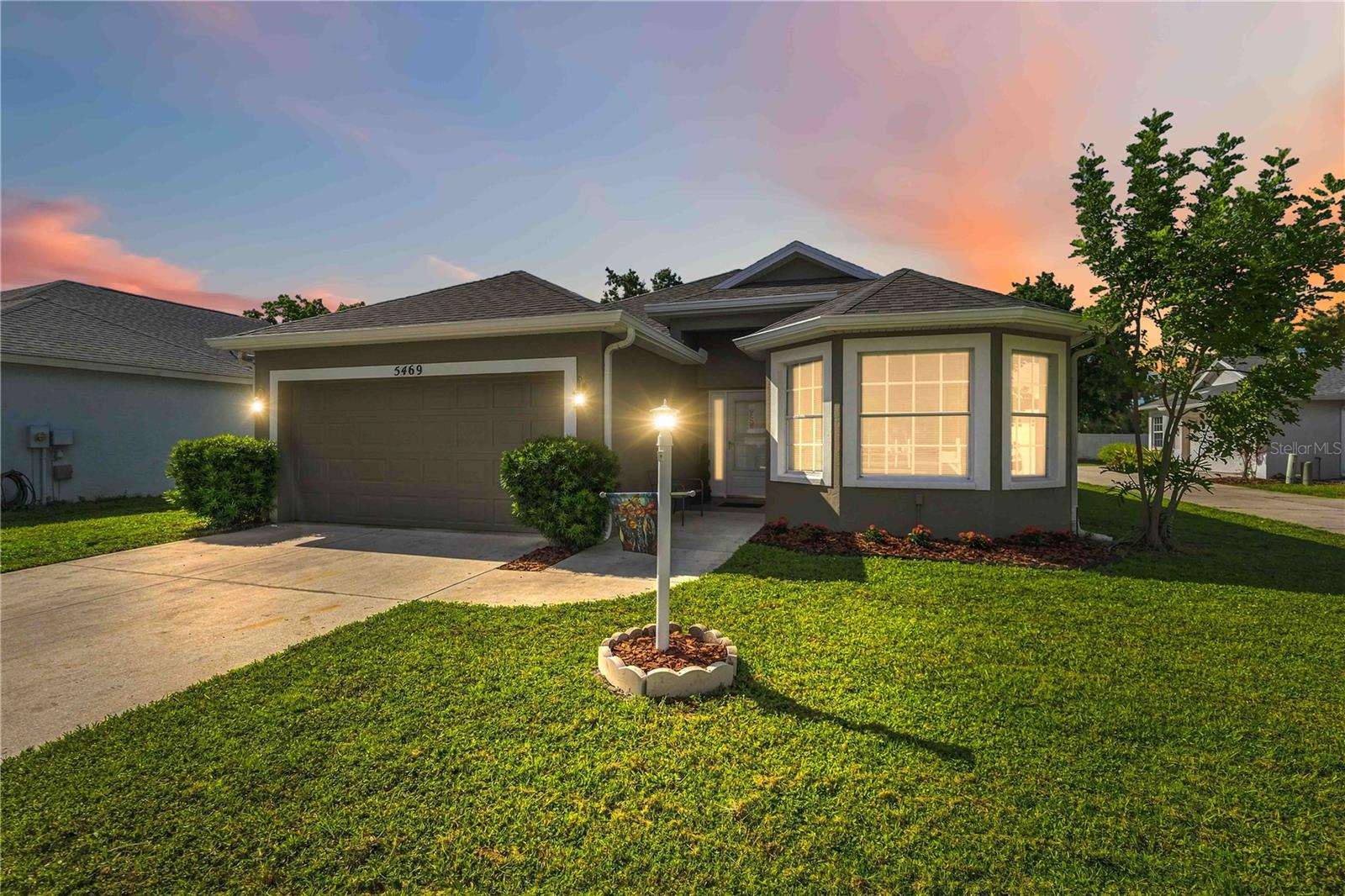 5469 Ashton Manor Dr Property Photo 1