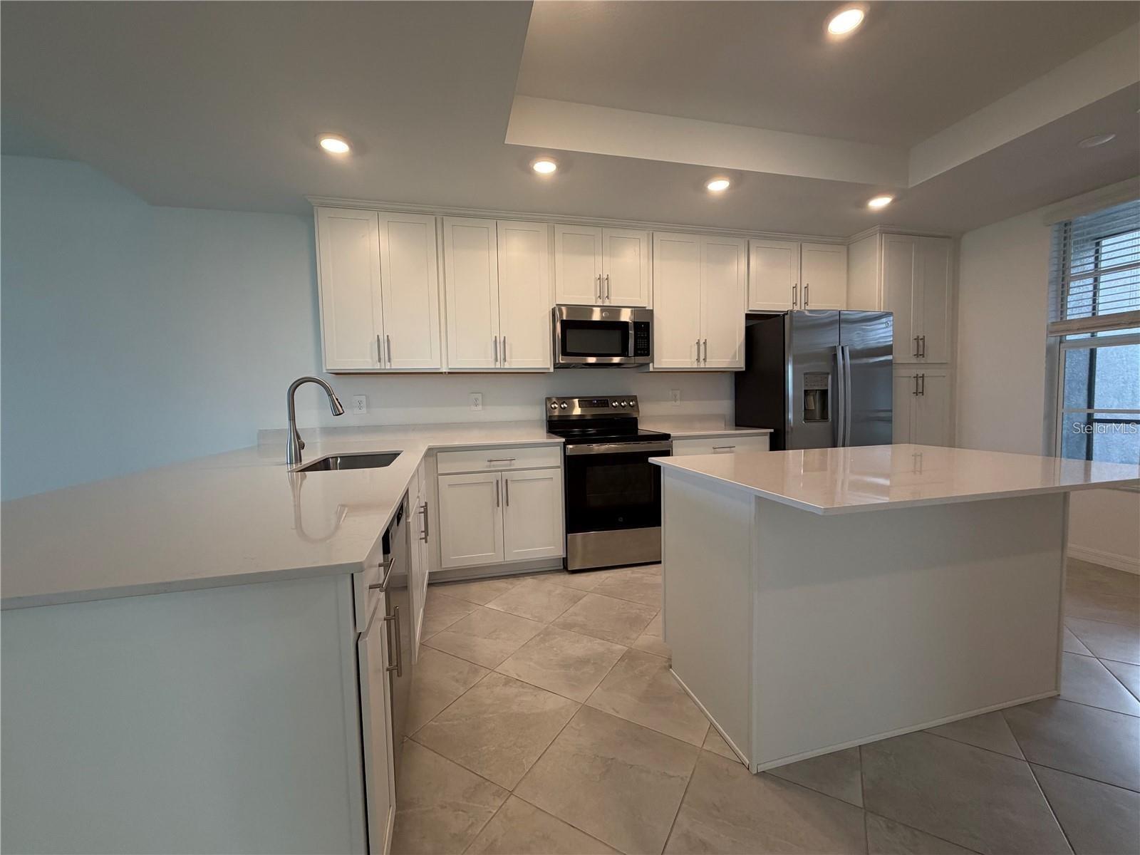 19015 Scallop Loop #101 Property Photo 8