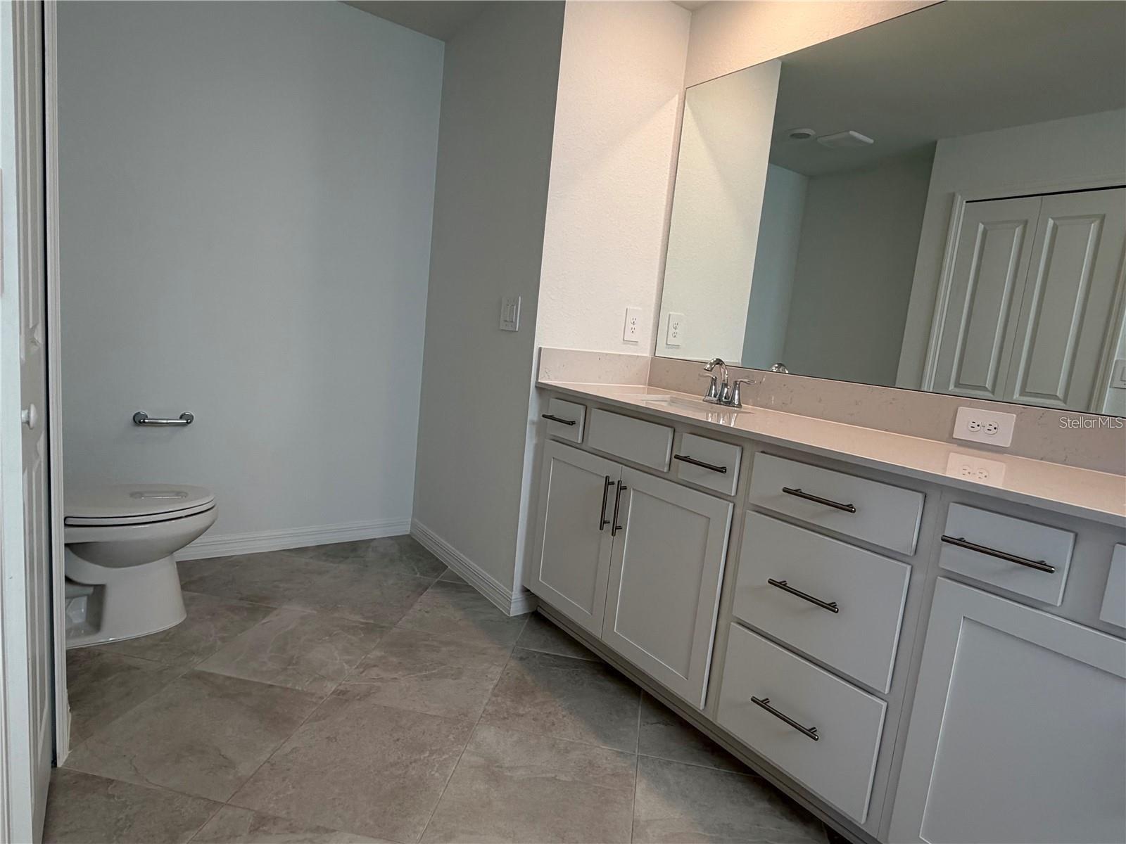 19015 Scallop Loop #101 Property Photo 17