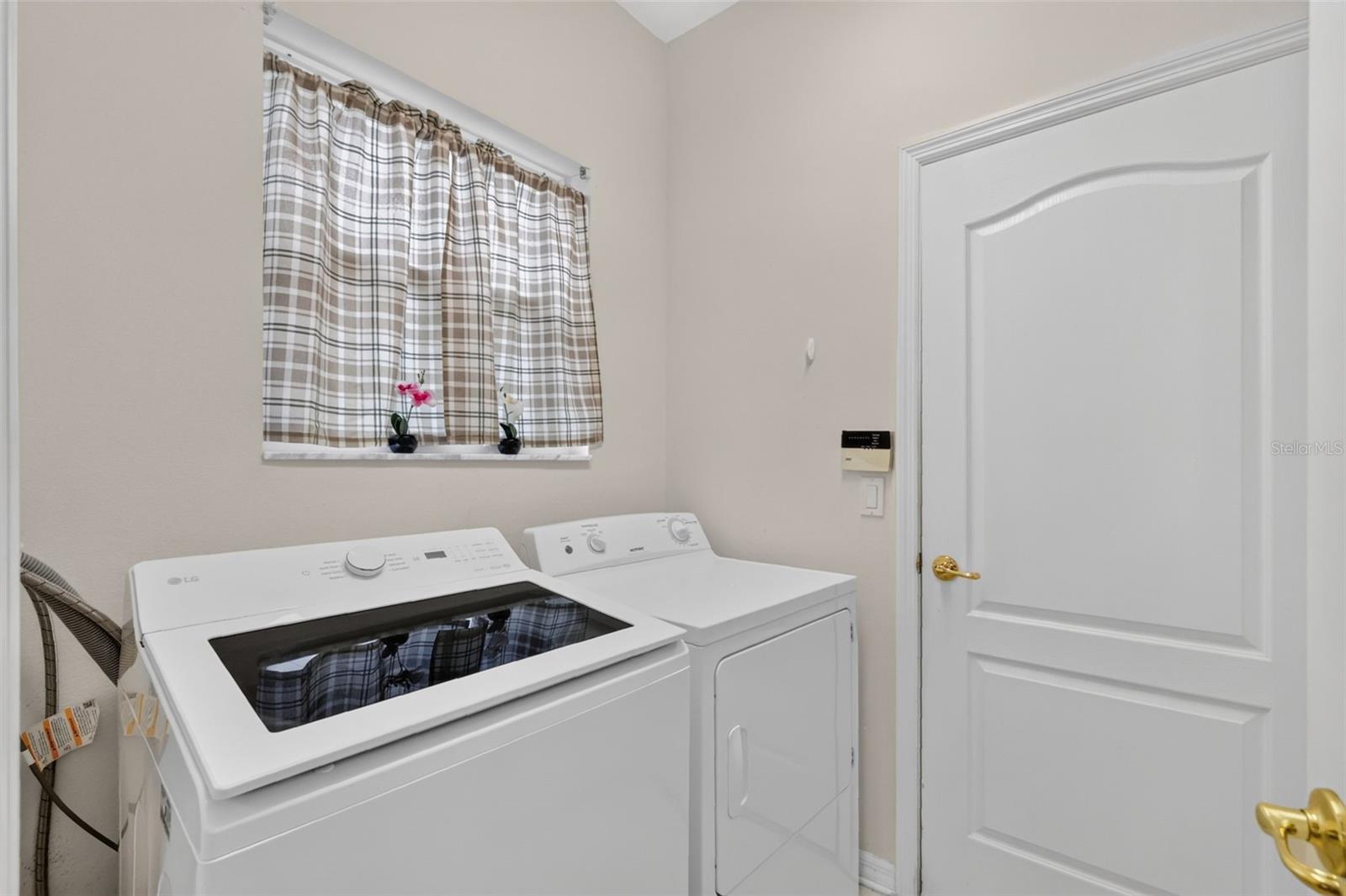 4167 Newland St Property Photo 22
