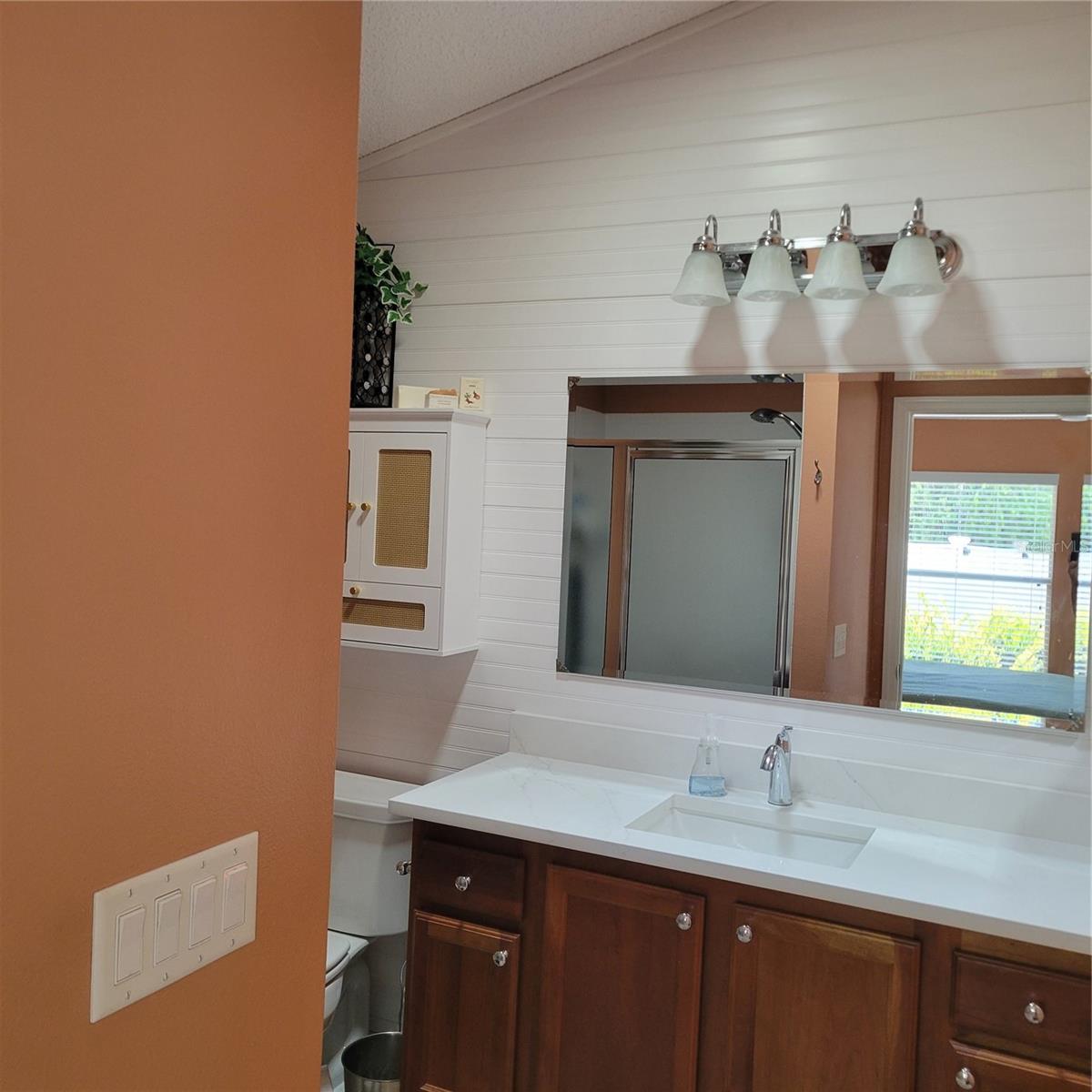 1521 Trenton Ln Property Photo 8