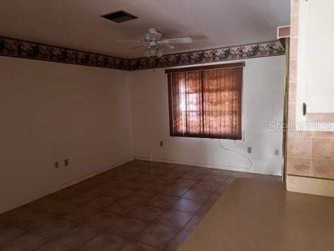 7506 Spinnaker Blvd Property Photo 4